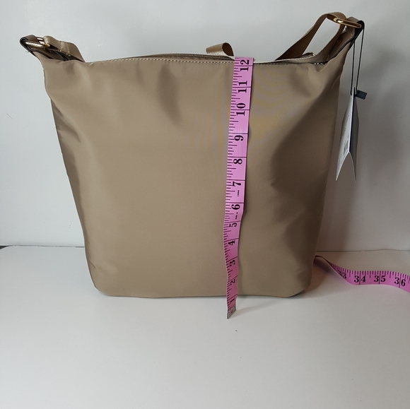 Adrienne Vittadini Nylon cross body bag - Picture 3 of 11